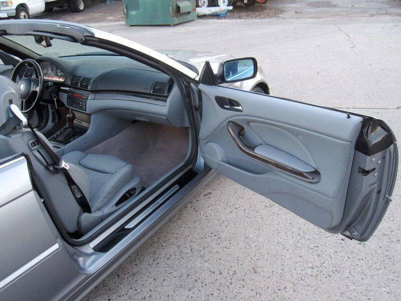 2004 BMW 3 Series 325Ci