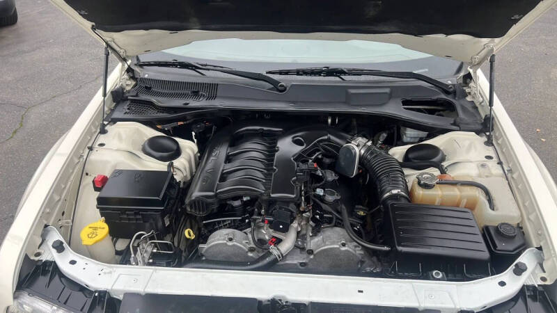 2010 Chrysler 300 Touring