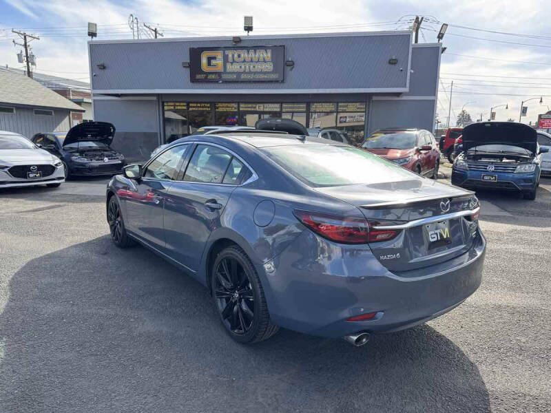 2021 Mazda MAZDA6 Carbon Edition