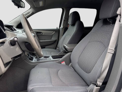 2016 Chevrolet Traverse LS