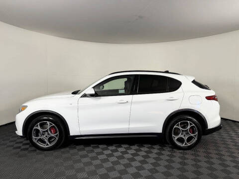 2022 Alfa Romeo Stelvio Ti