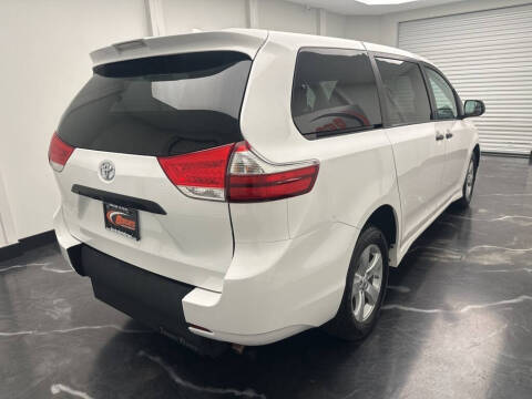 2019 Toyota Sienna L 7-Passenger