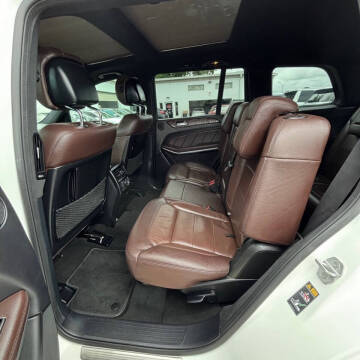 2016 Mercedes-Benz GL-Class GL 550 4MATIC