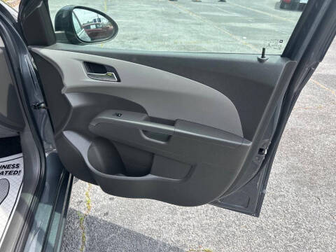 2013 Chevrolet Sonic LT Auto