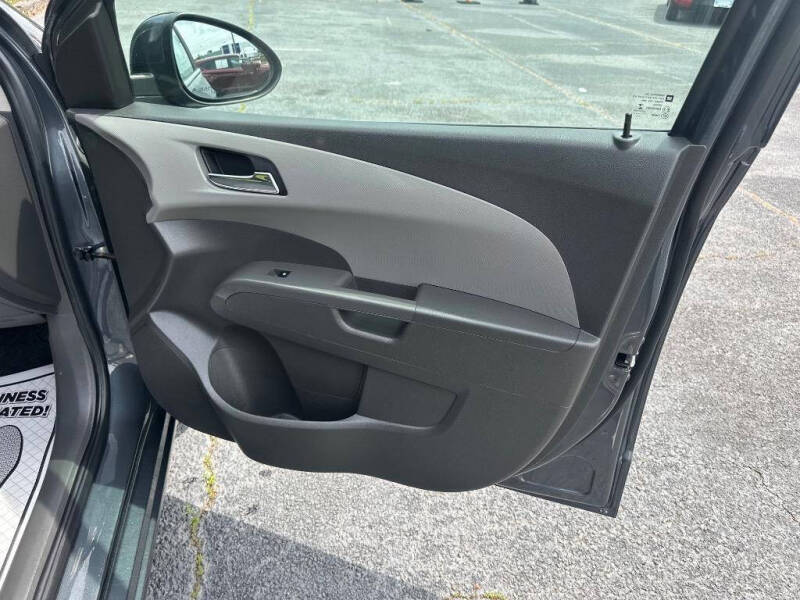 2013 Chevrolet Sonic LT Auto