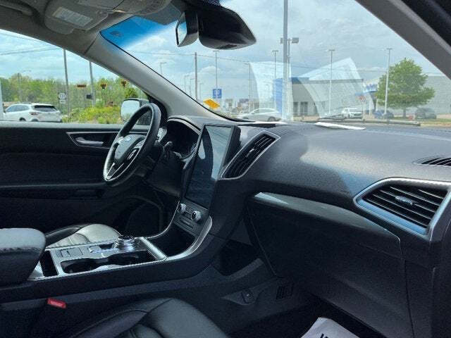 2023 Ford Edge 15