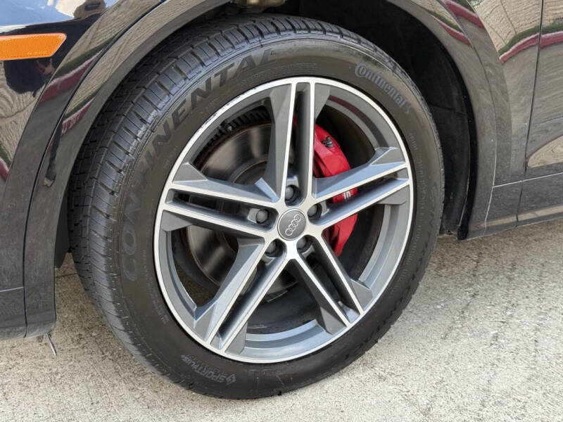 2018 Audi SQ5 3.0T quattro Premium Plus