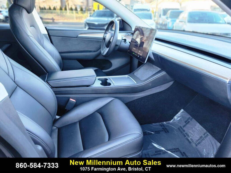 2024 Tesla Model Y Long Range