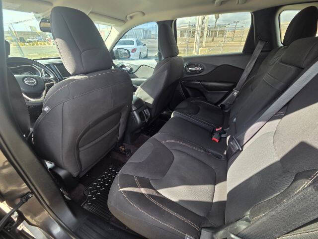2016 Jeep Cherokee