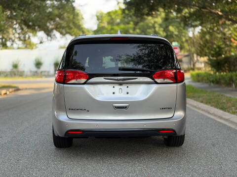 2018 Chrysler Pacifica Limited