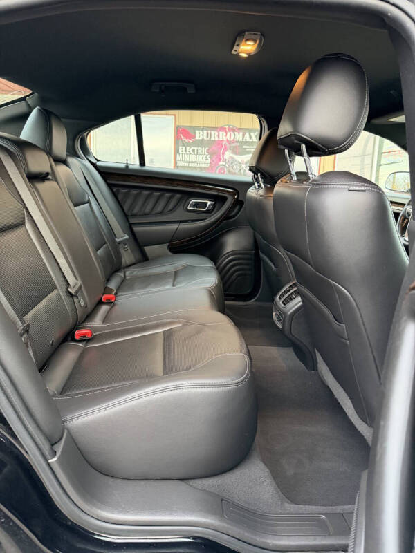 2019 Ford Taurus Limited