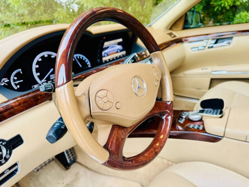 2012 Mercedes-Benz S-Class S 550