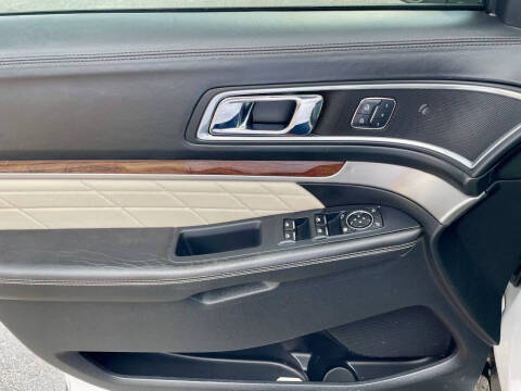 2016 Ford Explorer Platinum