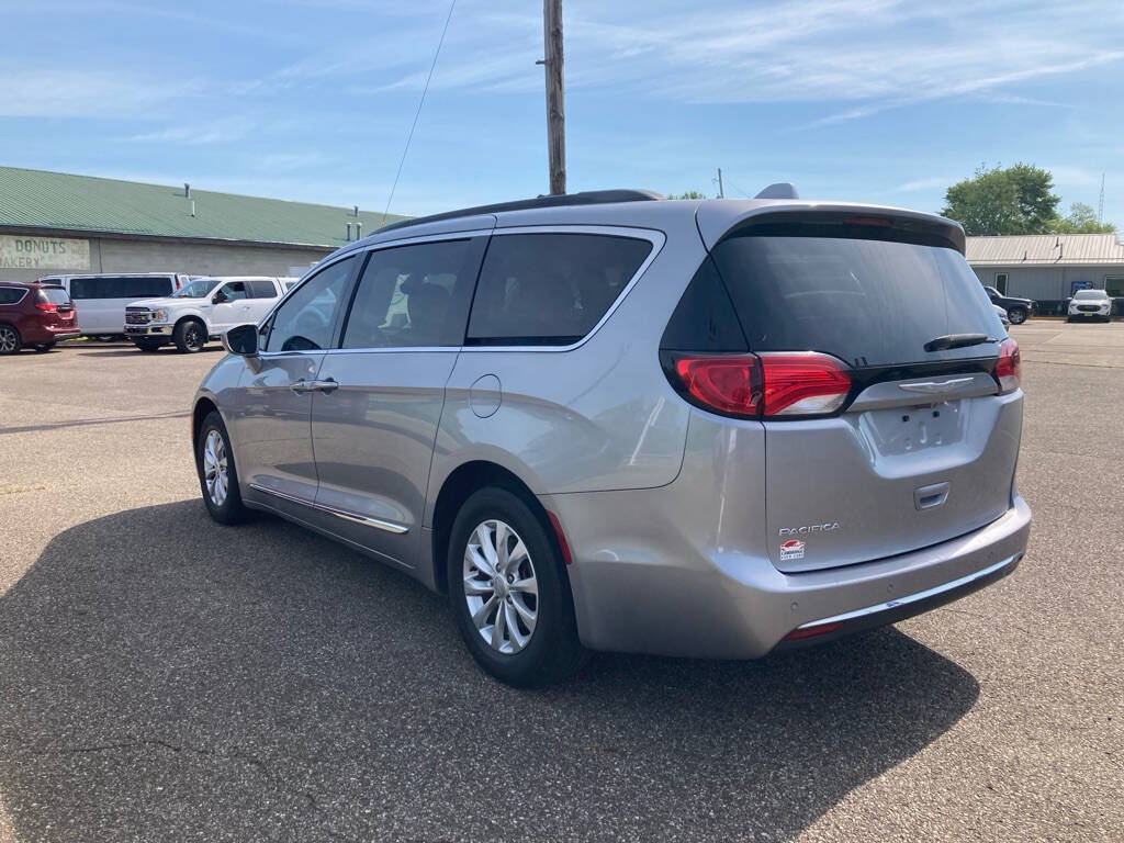 2017 Chrysler Pacifica for sale at Cambridge Used Cars in Cambridge, OH