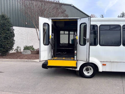 2014 Ford E-Series E-350 SD