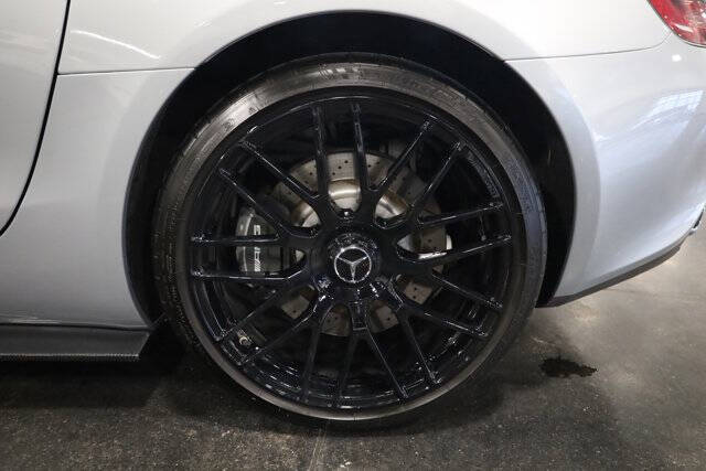 2017 Mercedes-Benz AMG GT