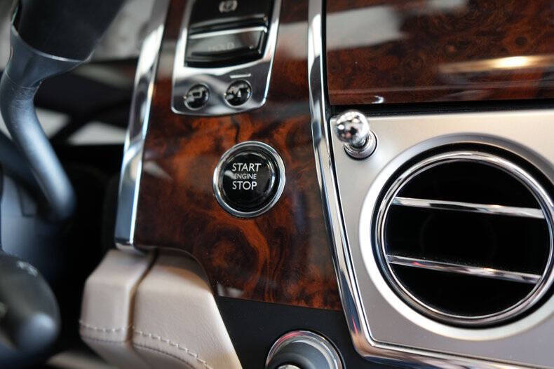 2017 Rolls-Royce Dawn