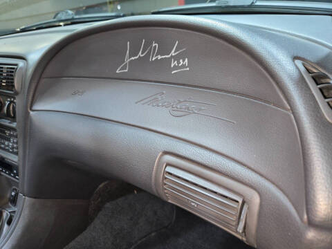 2000 Ford Mustang GT