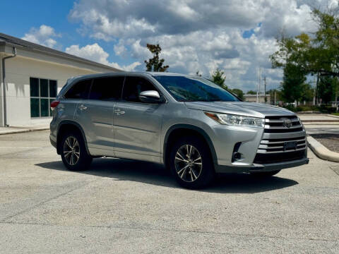2018 Toyota Highlander LE