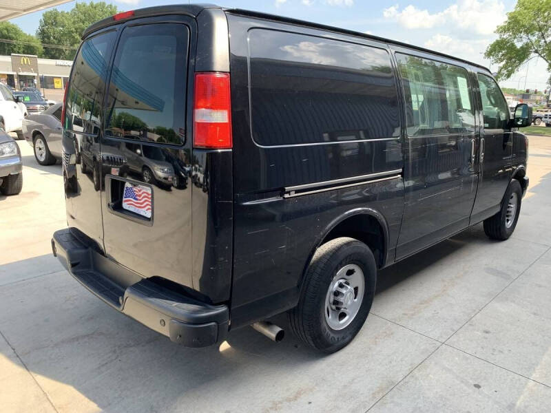 2019 Chevrolet Express 2500