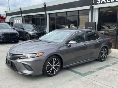 2019 Toyota Camry Hybrid