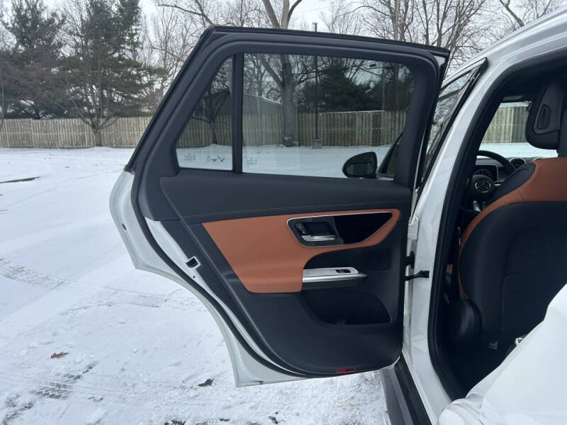 2025 Mercedes-Benz GLC GLC 300 4MATIC