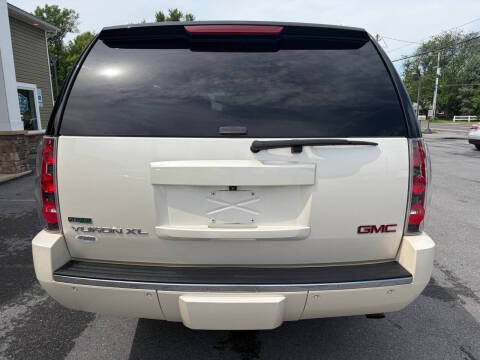 2012 GMC Yukon XL Denali