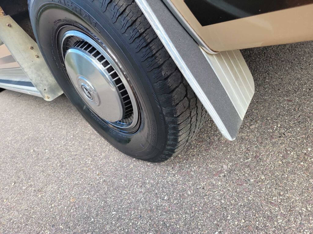 1984 Ford E-Series 75