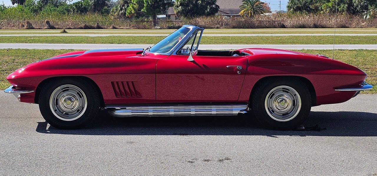 1967 Chevrolet Corvette Stingray 23