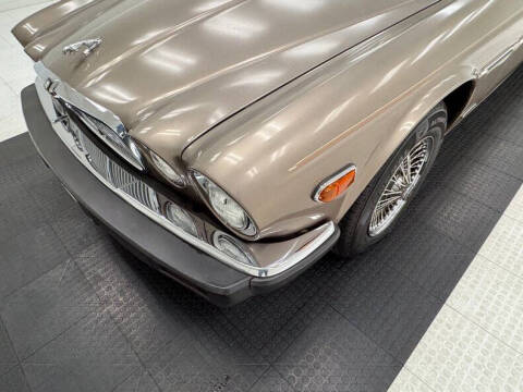 1986 Jaguar XJ-Series XJ6 Vanden Plas