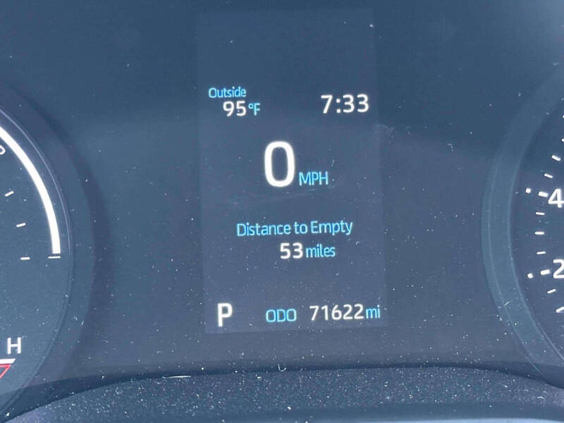 2023 Toyota Sienna LE 8-Passenger
