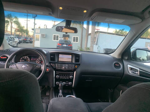 2014 Nissan Pathfinder SV