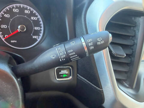 2017 GMC Acadia SLE-2