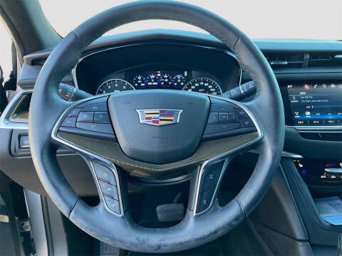 2017 Cadillac XT5 Platinum