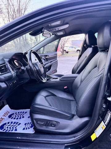 2022 Toyota Camry SE