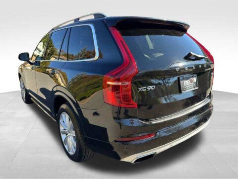 2018 Volvo XC90 T6 Momentum