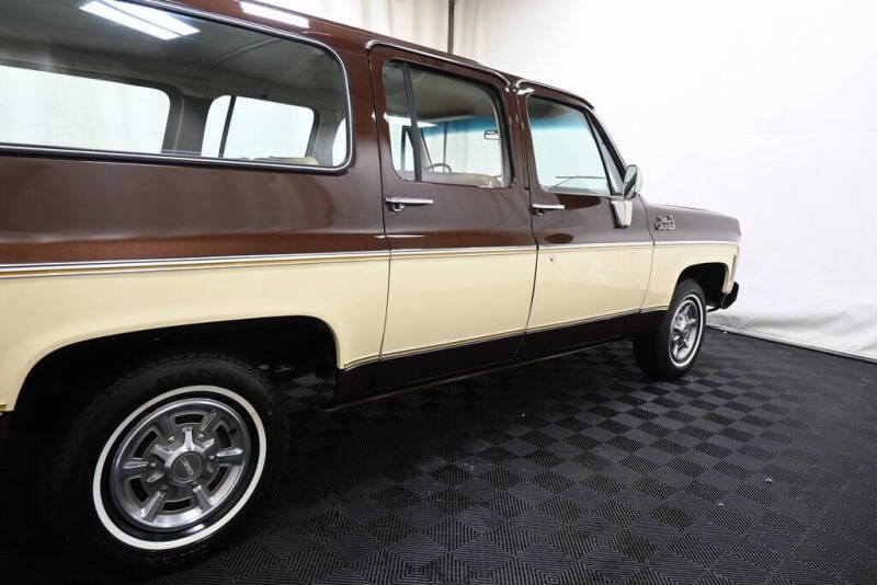 1977 GMC Suburban