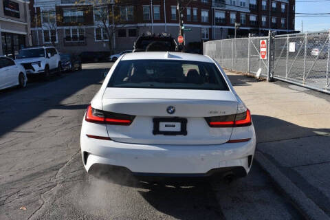 2022 BMW 3 Series 330e