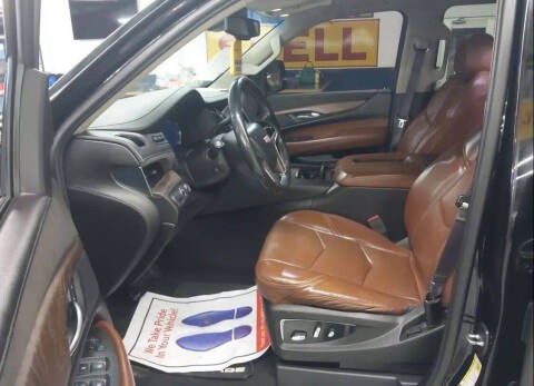 2016 Cadillac Escalade Luxury Collection