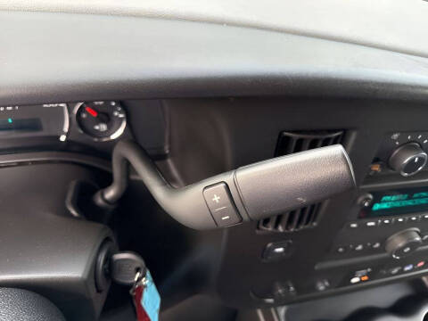 2024 GMC Savana 2500
