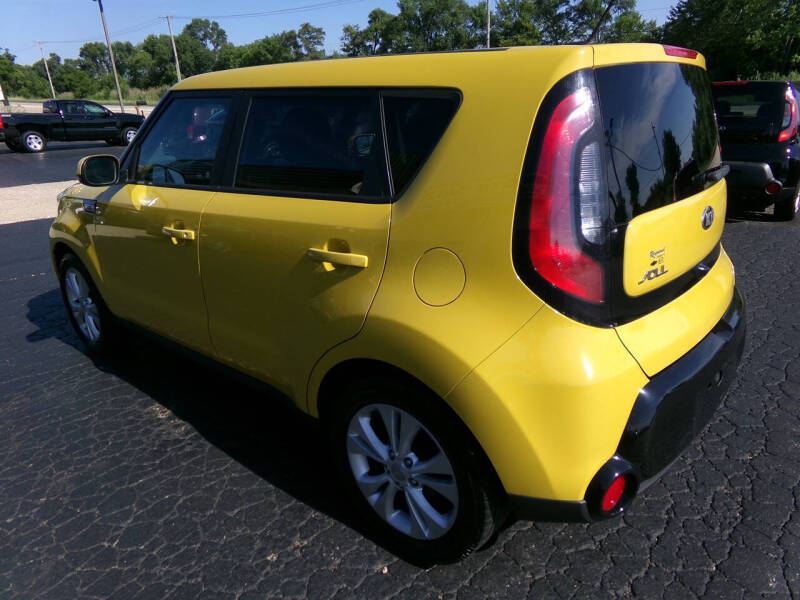 2016 Kia Soul +