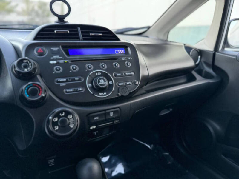 2013 Honda Fit Sport