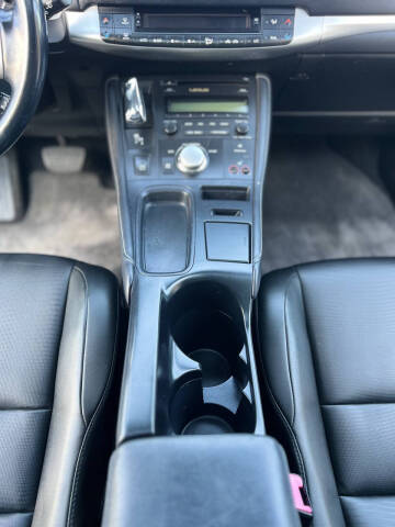 2011 Lexus CT 200h Premium