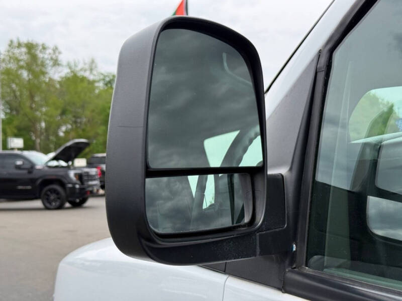 2019 Chevrolet Express 2500