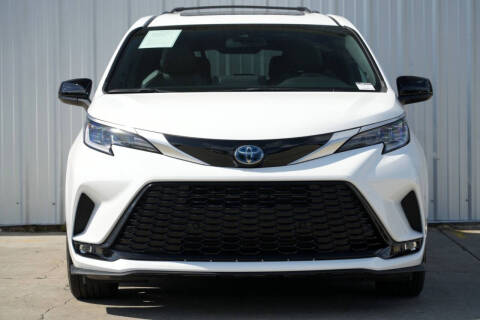 2024 Toyota Sienna XSE 7-Passenger