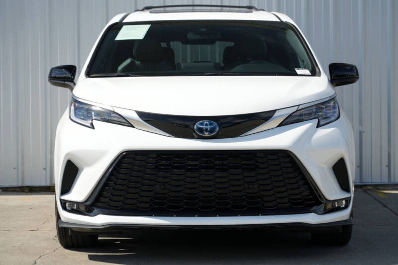 2024 Toyota Sienna XSE 7-Passenger