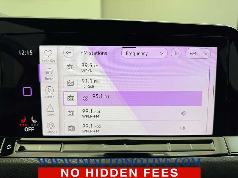 2022 Volkswagen Golf GTI SE