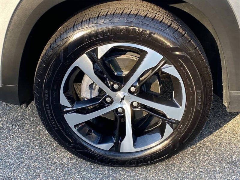 2025 Chevrolet Trax RS