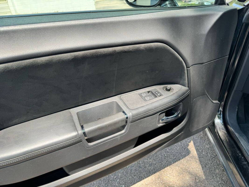 2009 Dodge Challenger SRT8