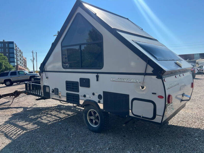 2019 Flagstaff Camping Trailer